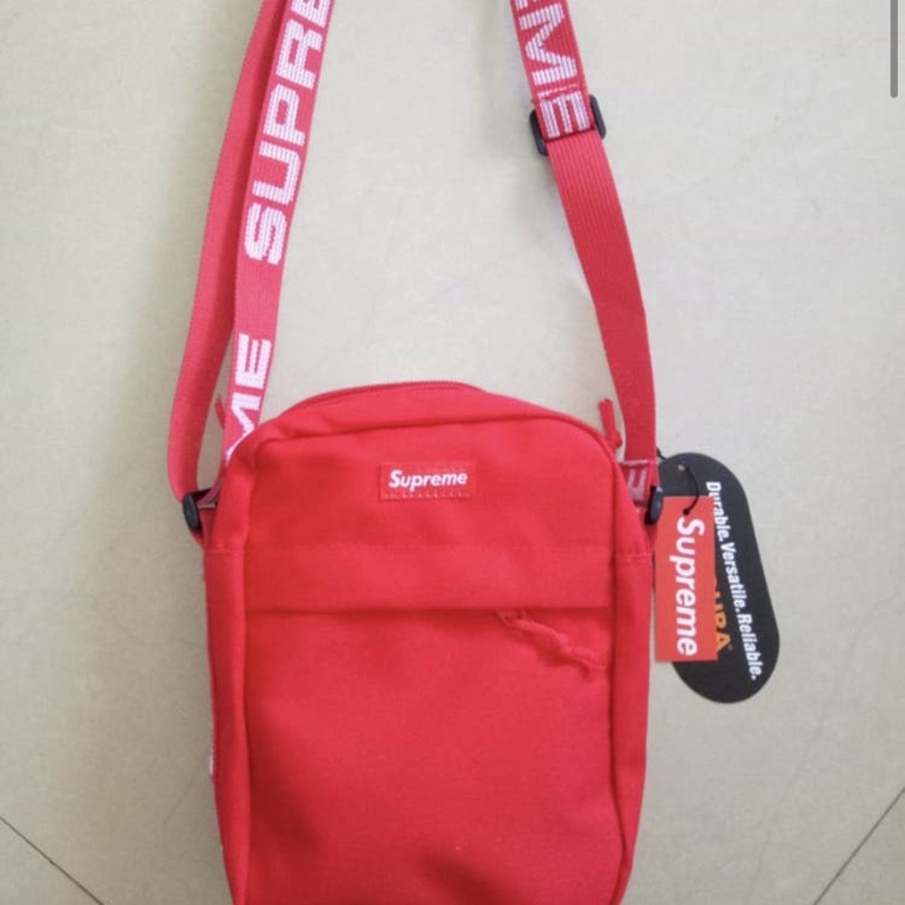 Supreme shoulder bag